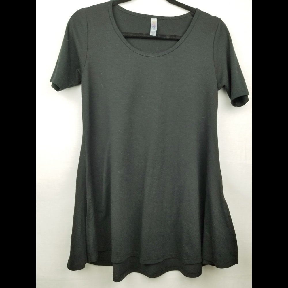 Lularoe Solid Black Perfect Tee